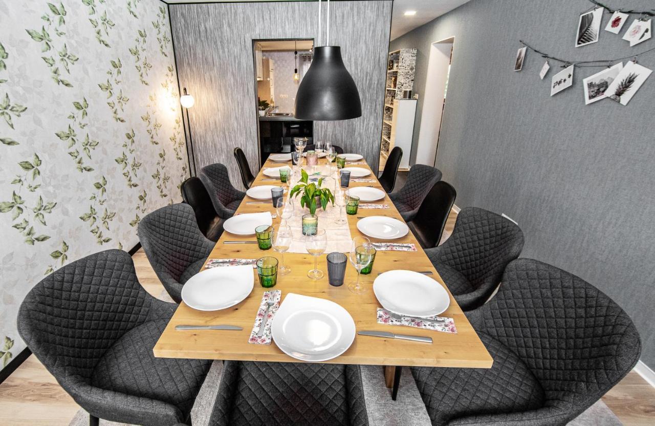 Bookeinfach Bad Ems - Private - Sauna Jacuzzi Whirlpool Swimmingpool Alahna Sup Beachvolleyball Billiards Ping Pong Cinema Theater Music Disco Ball Bbq Und Parkplaetze Extérieur photo