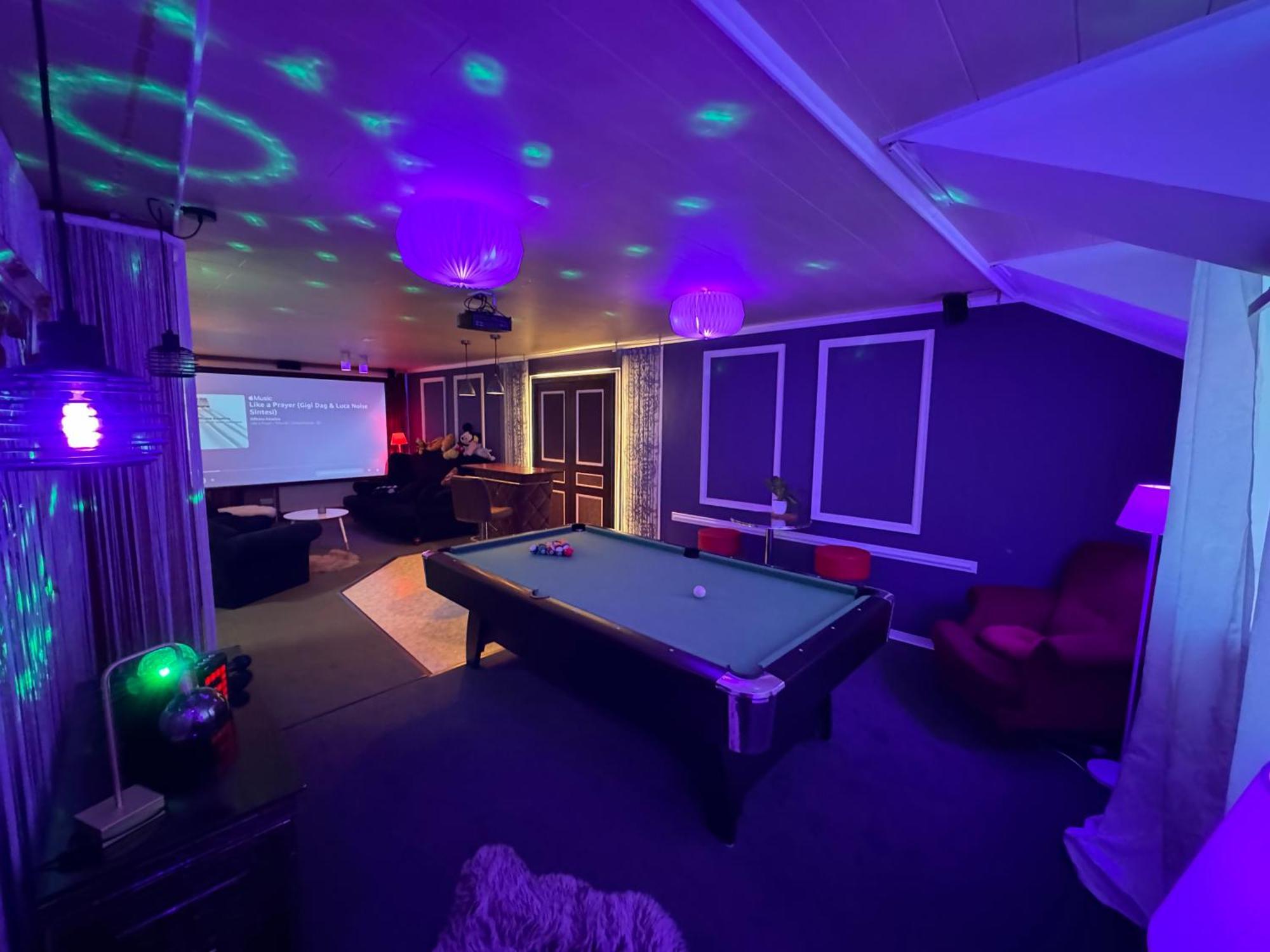 Appartement Bookeinfach Bad Ems - Private - Sauna Jacuzzi Whirlpool Swimmingpool Alahna Sup Beachvolleyball Billiards Ping Pong Cinema Theater Music Disco Ball Bbq Und Parkplaetze Extérieur photo