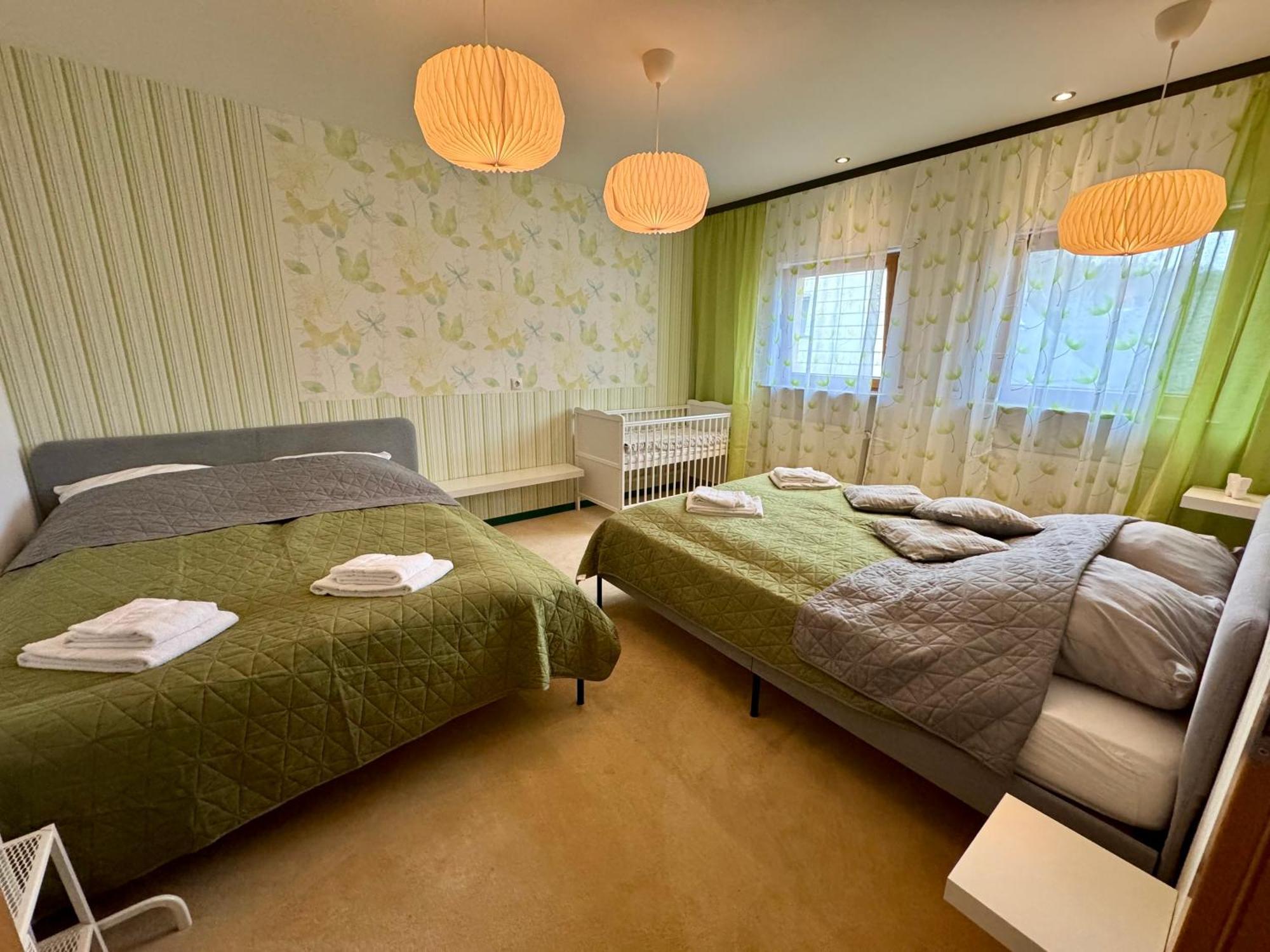 Appartement Bookeinfach Bad Ems - Private - Sauna Jacuzzi Whirlpool Swimmingpool Alahna Sup Beachvolleyball Billiards Ping Pong Cinema Theater Music Disco Ball Bbq Und Parkplaetze Extérieur photo