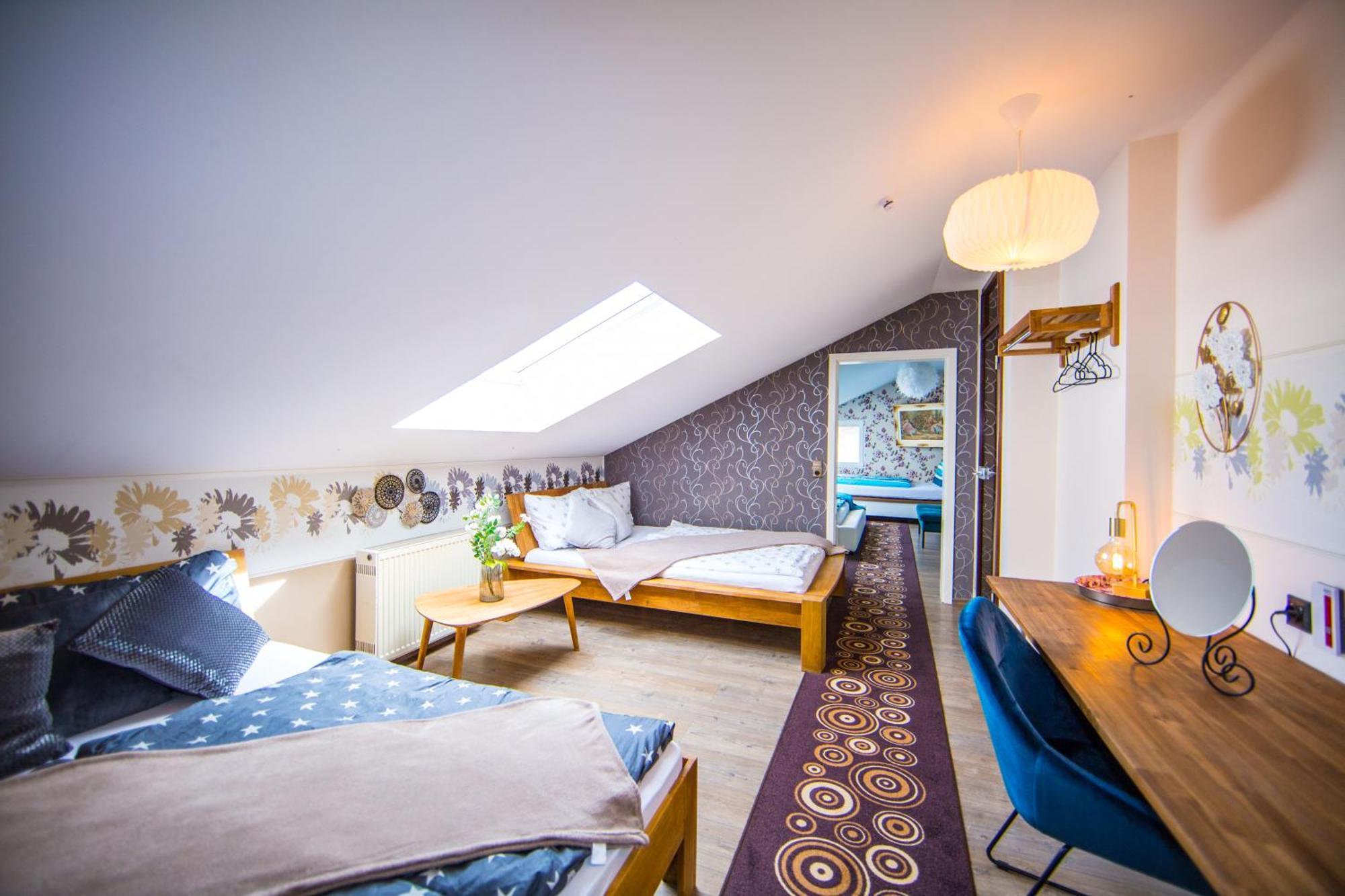 Bookeinfach Bad Ems - Private - Sauna Jacuzzi Whirlpool Swimmingpool Alahna Sup Beachvolleyball Billiards Ping Pong Cinema Theater Music Disco Ball Bbq Und Parkplaetze Extérieur photo
