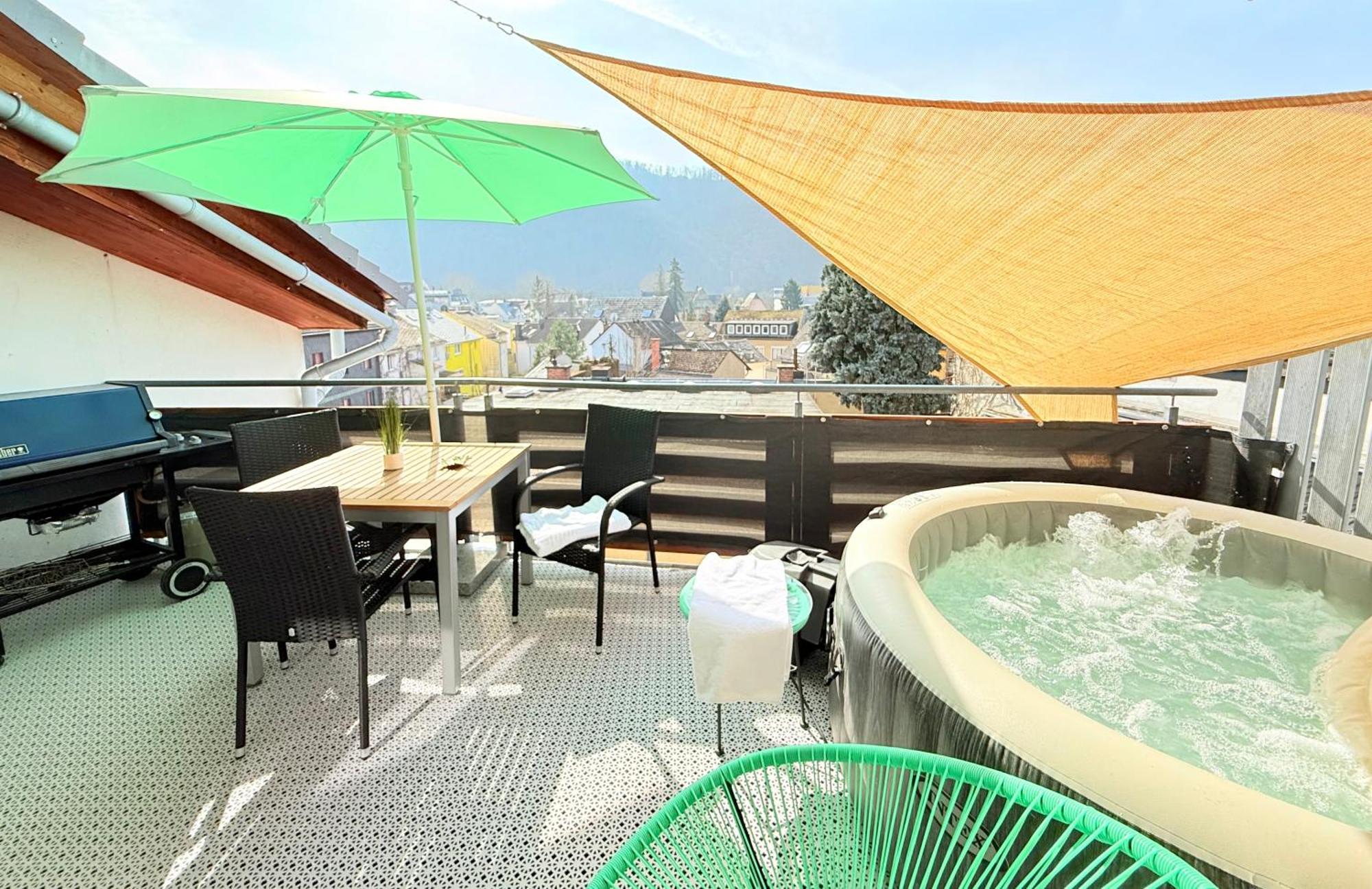 Appartement Bookeinfach Bad Ems - Private - Sauna Jacuzzi Whirlpool Swimmingpool Alahna Sup Beachvolleyball Billiards Ping Pong Cinema Theater Music Disco Ball Bbq Und Parkplaetze Extérieur photo