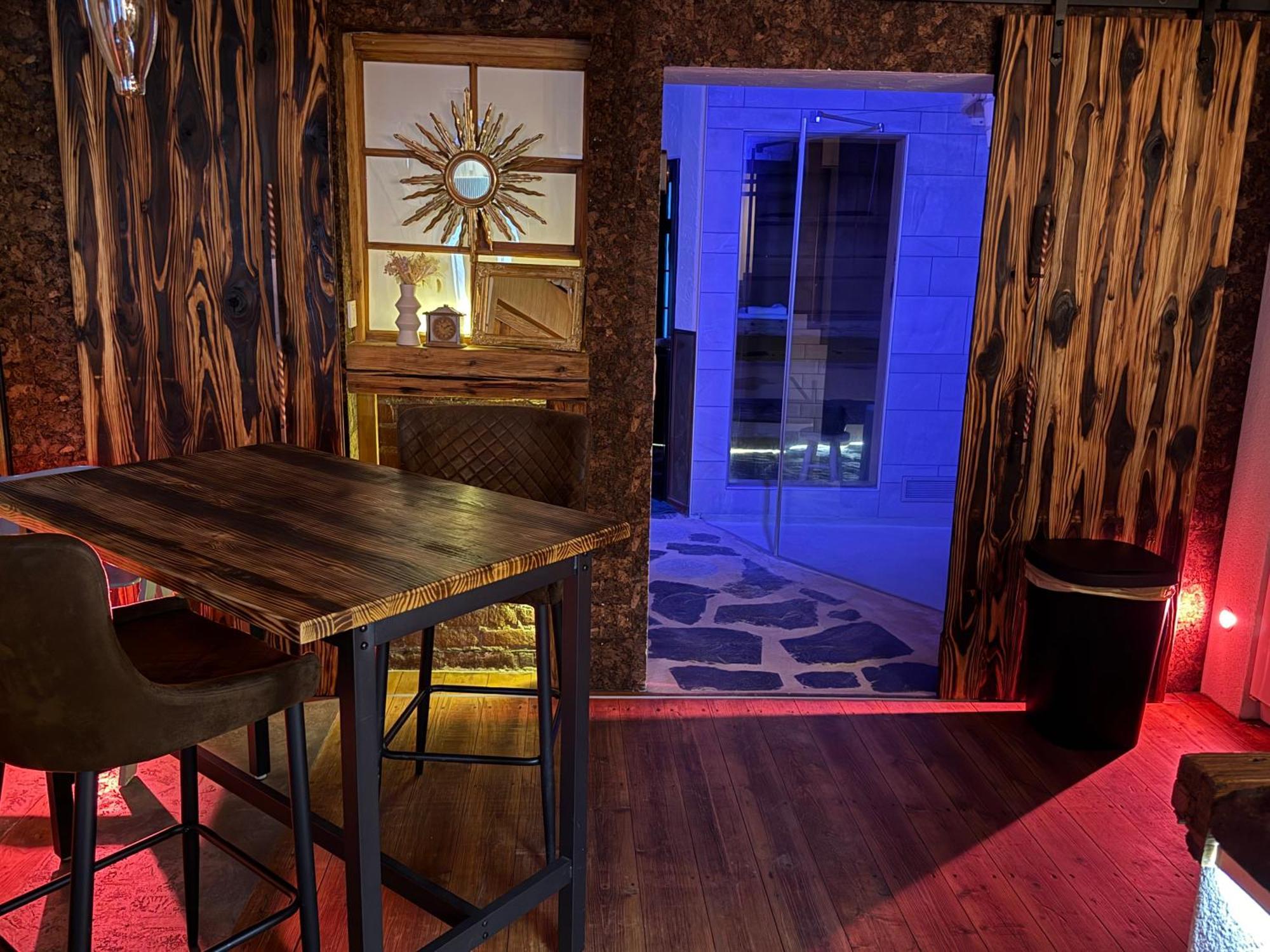 Bookeinfach Bad Ems - Private - Sauna Jacuzzi Whirlpool Swimmingpool Alahna Sup Beachvolleyball Billiards Ping Pong Cinema Theater Music Disco Ball Bbq Und Parkplaetze Extérieur photo